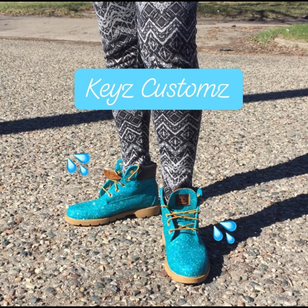 Customized Timberlands - Picture 2 of 3
